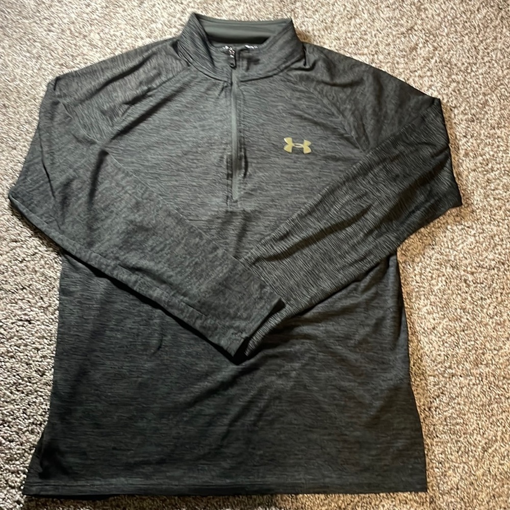 Men’s long sleeve tee
